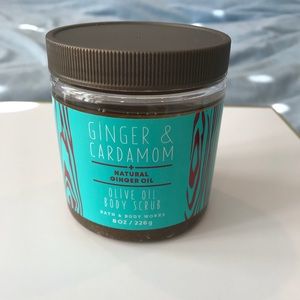 Bath and body works Ginger and Cardamom set
